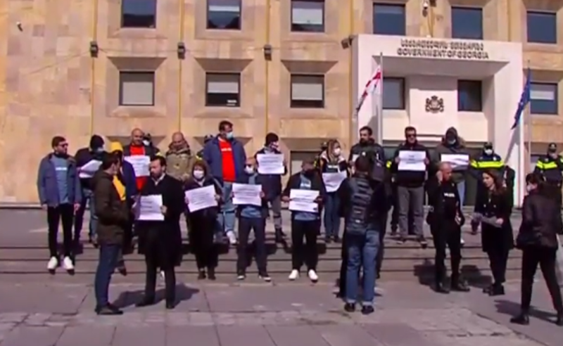 ჯანდაცვის მინისტრის გადადგომის მოთხოვნით აქცია იმართება