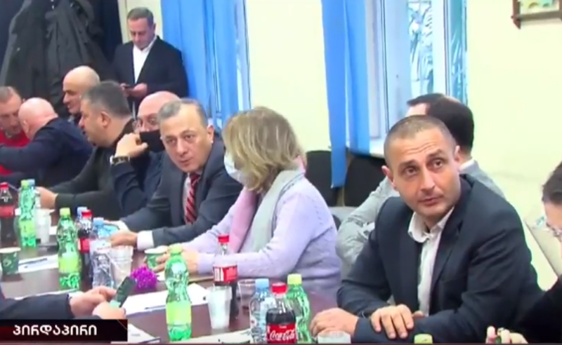 მორალურად მიუღებელია - ოპოზიციის ნაწილი მოლაპარაკებებში პრემიერის ჩართულობის წინააღმდეგია