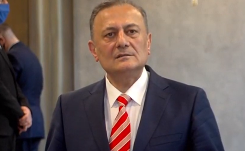 შალვა ნათელაშვილმა შეხვედრა პროტესტის ნიშნად დატოვა