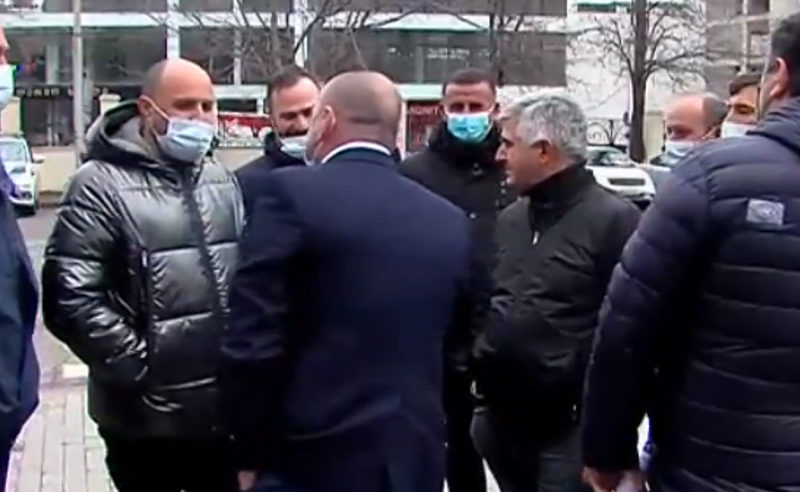 სასამართლოში დაბარებულ აქტივისტებს პროცესი ჩანიშნული არ დახვდათ