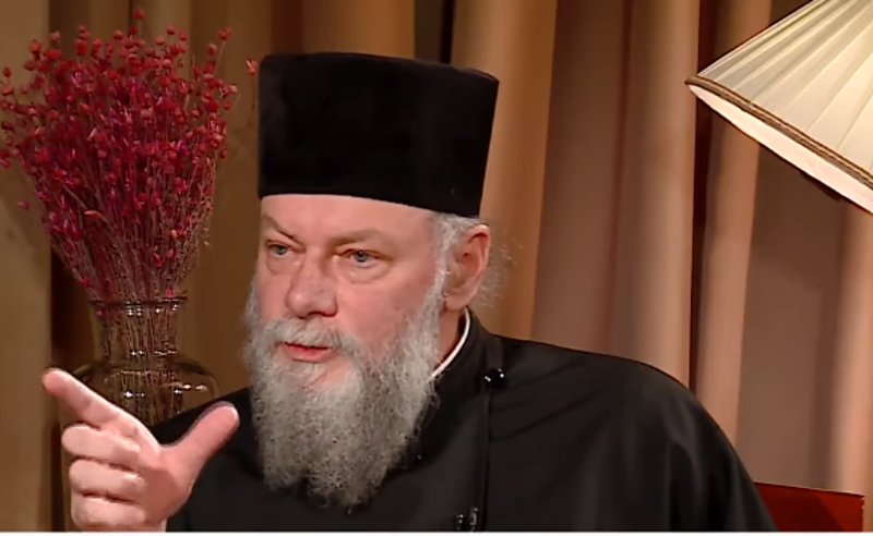 "მეუფე სტეფანე ორღობის დედაკაცივით ჭორაობს, მზად ვარ დნმ-ის ანალიზი ჩავაბარო - მეუფე პეტრე