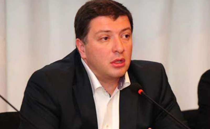 უპასუხისმგებლო და დესტრუქციული განცხადება - ოპოზიცია პრემიერის იერიშს პასუხობს