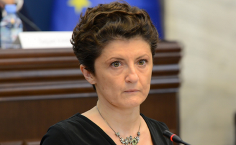 თეა წულუკიანი რუსთაველის თეატრის სკანდალზე დუმს
