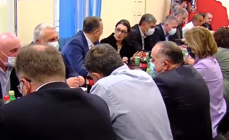მოთხოვნები უცვლელია - ოპოზიციის შეხვედრა დასრულდა