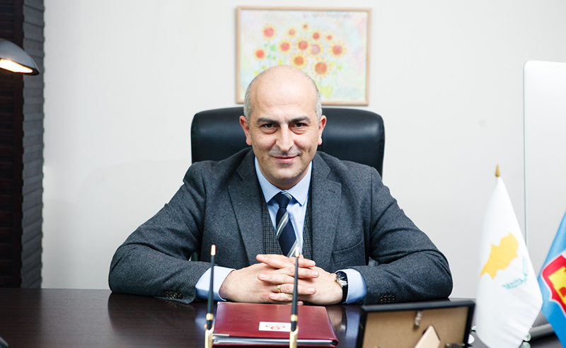 დაპირისპირება წულუკიანთან და გელათის სკანდალი  - ნიკოლოზ ანთიძემ თანამდებობა დატოვა