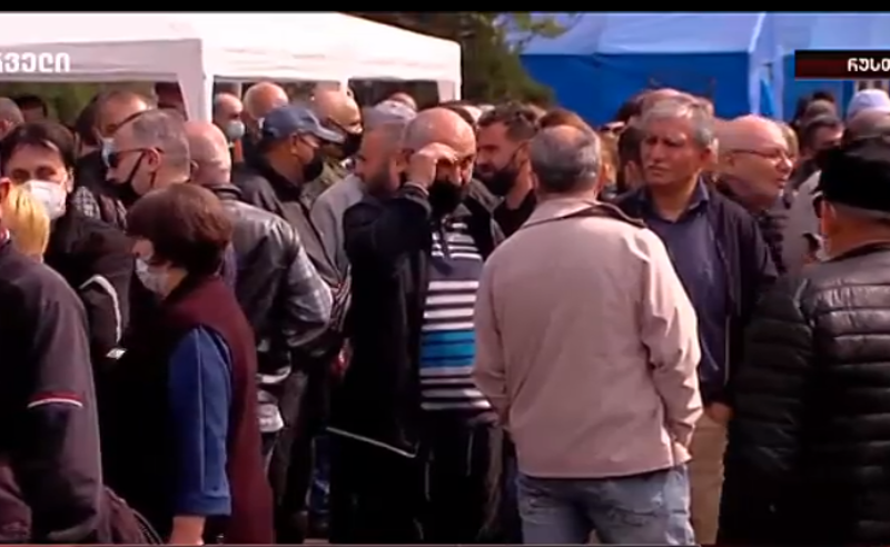 ამ ხალხს შია, ოჯახები ჰყავთ სარჩენი - რუსთავის ,,აზოტის" თანამშრომელთა აქცია