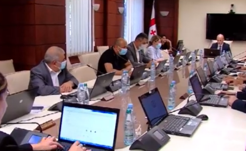 მოსამართლეების სასწრაფოდ დანიშვნის მცდელობა - საბჭოს სხდომა ღამით ჩაინიშნა