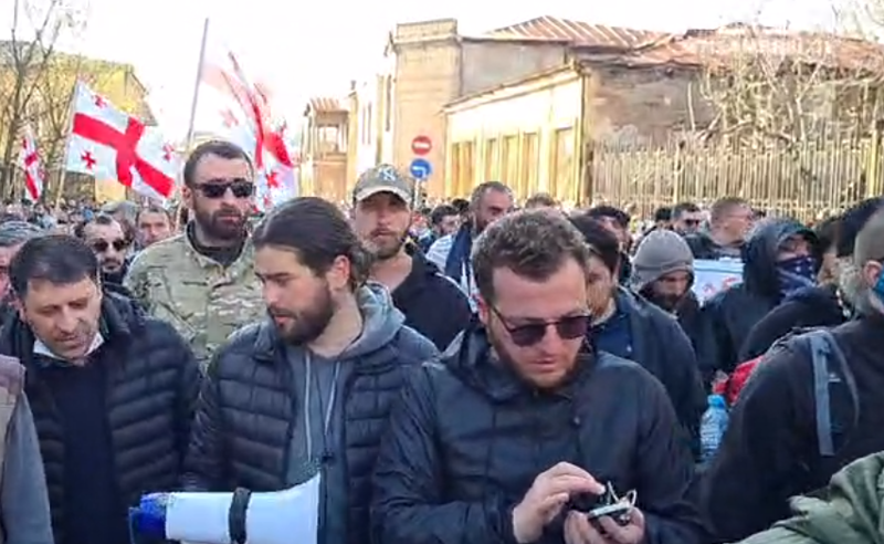 ნამოხვანჰესის მშენებლობის მოწინააღმდეგეები ღამეს ქუთაისში გაათევენ