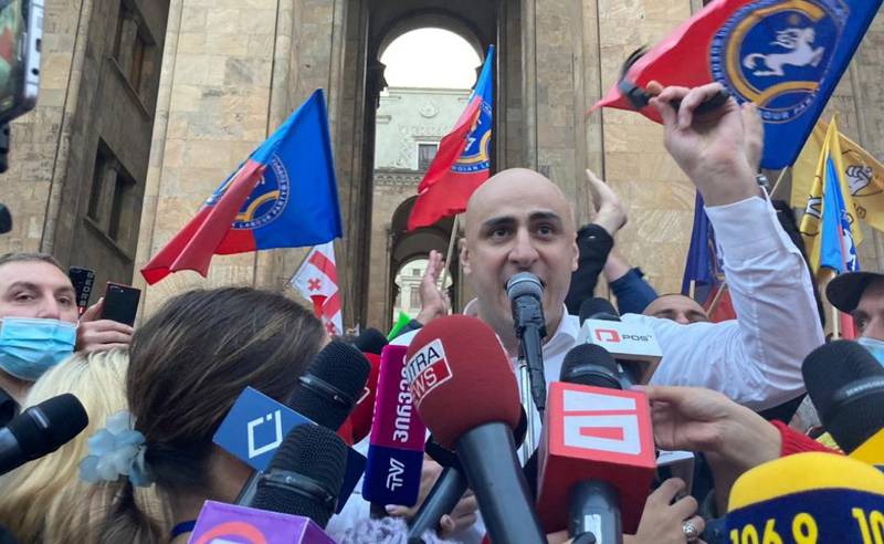 20 ივნისი ცხელი უთოა, ვინც ხელს დაადებს, დაიწვება - ნიკა მელია