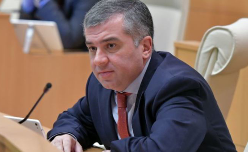 არ ვაპირებ არც ერთ ფრაქციაში გაწევრიანებას - ბაქრაძე დამოუკიდებელი დეპუტატი იქნება
