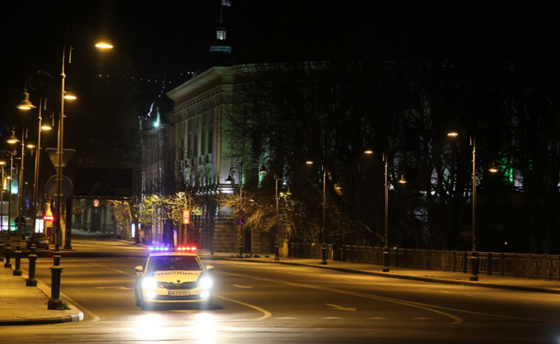 ე.წ. კომენდანტის საათმა 23:00 საათამდე გადაიწია
