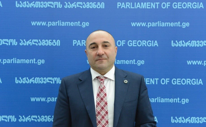 თუ არ შეჩერდება მოსამართლეთა დანიშვნა, დავტოვოთ პარლამენტი - ოქრიაშვილი ოპოზიციას
