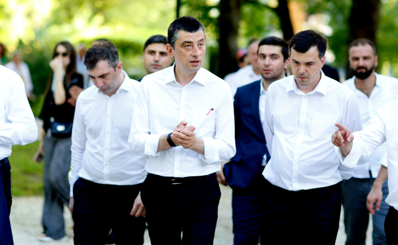 გიორგი გახარიამ წინასაარჩევნო შეხვედრები სამეგრელოდან დაიწყო