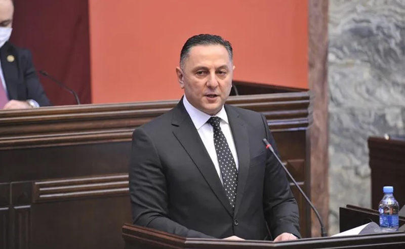 პარლამენტში დღეს შს მინისტრს მოუსმენენ