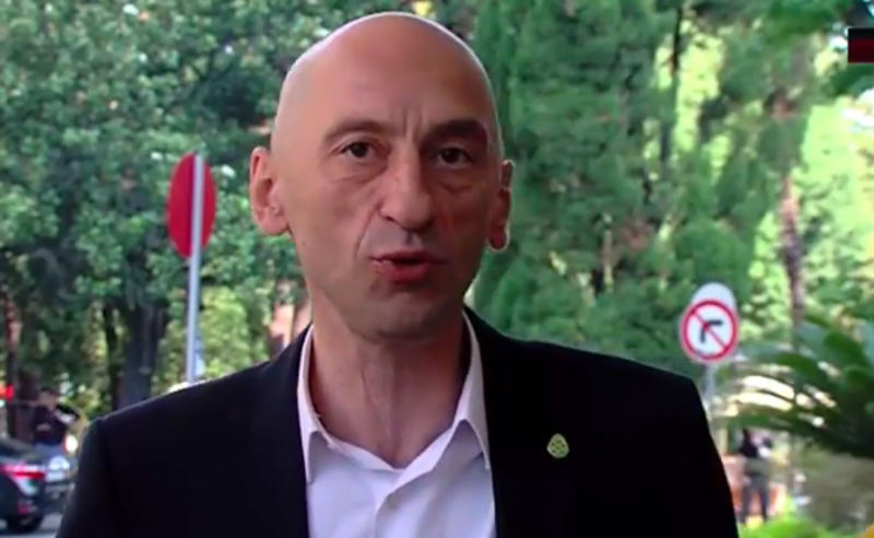 ჩემი აზრით, ორივე მხრიდან დარღვევებით მიმდინარეობს დოკუმენტის შესრულება - მეგრელიშვილი