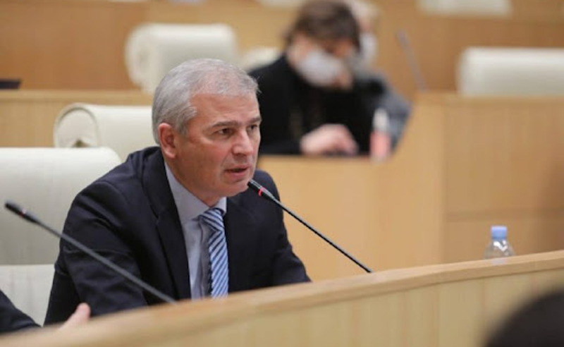,,ენმ"-ის კაცები ქალებს წინ რომ გერეკებიან, ეგ არ არის დისკრიმინაცია? - "ოცნების" დეპუტატი