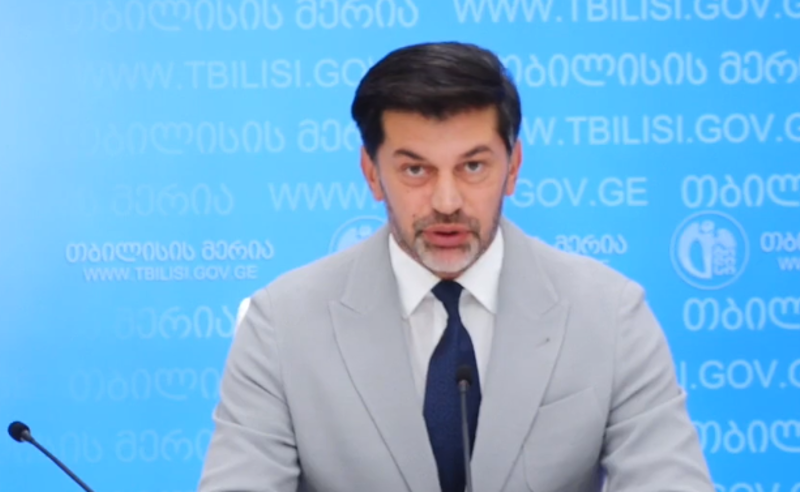 ქალაქის იერსახის დამახინჯება დასჯადია - კალაძე სისხლიანი პოსტერების გაკვრაზე 
