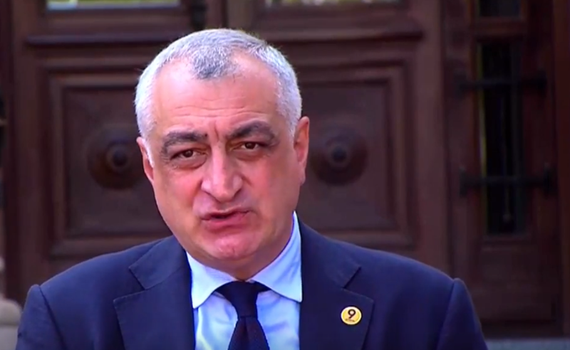 "6 სხდომა ჩანიშნეს, რომ ჩვენ ვერ მივიღოთ მონაწილეობა ამომრჩეველთან შეხვედრაზე" - ხაზარაძე 