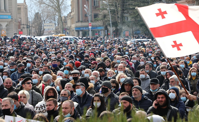 პოლიტიკური პროცესები ისევ ქუჩაში ინაცვლებს - ,,ენმ" აქციებს აანონსებს