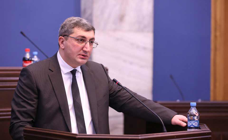საჯარო სექტორში ხელფასები კატასტროფულ მდგომარეობაშია, გაზრდას საჭიროებს - გიორგი კაკაურიძე