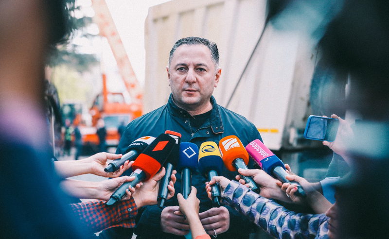 ვეძებეთ სამ ადამიანს, წესით, მეტი არ უნდა იყოს - ვახტანგ გომელაური