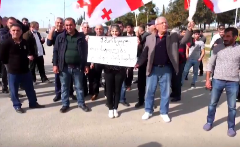 ,,მიშა ეროვნული გმირია"- ქვემო ქართლში აქციაზე წასასვლელად იკრიბებიან
