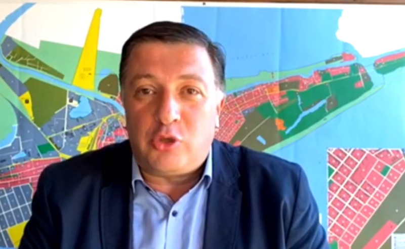 პრემიერად წოდებული უმარტივესი სახეობა, მწვანე ევგლენა -  გიგი უგულავა ღარიბაშვილს პასუხობს
