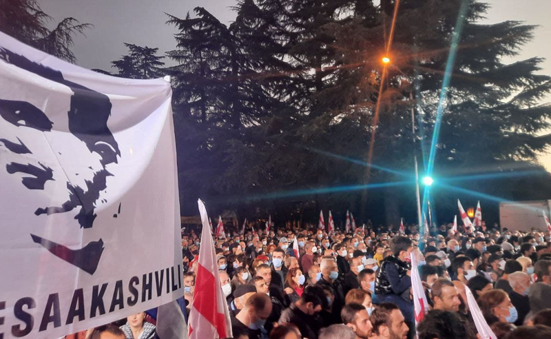 ბრძოლა ბოლომდე! თავისუფლება მიშას - ფართომასშტაბიანი აქცია ბათუმში