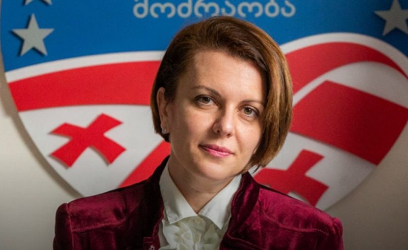 ნონა მამულაშვილი დეპუტატის მანდატს ტოვებს