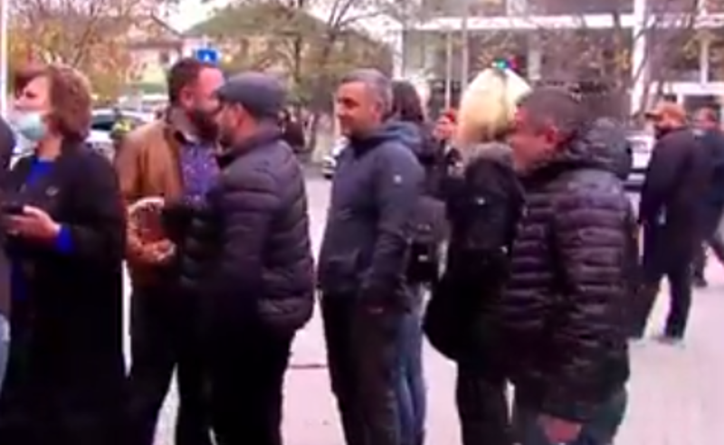 პროცესების სერია საქალაქო სასამართლოში - სუს-თან საპროტესტო აქციაზე დაკავებულები განაჩენის მოლოდინში არიან