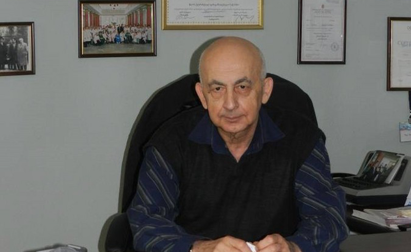 როგორც კოლეგა და ექიმი, მე გვერდში დაგიდგებოდი  - სააკაშვილის მამა იუსტიციის მინისტრის მშობელს მიმართავს