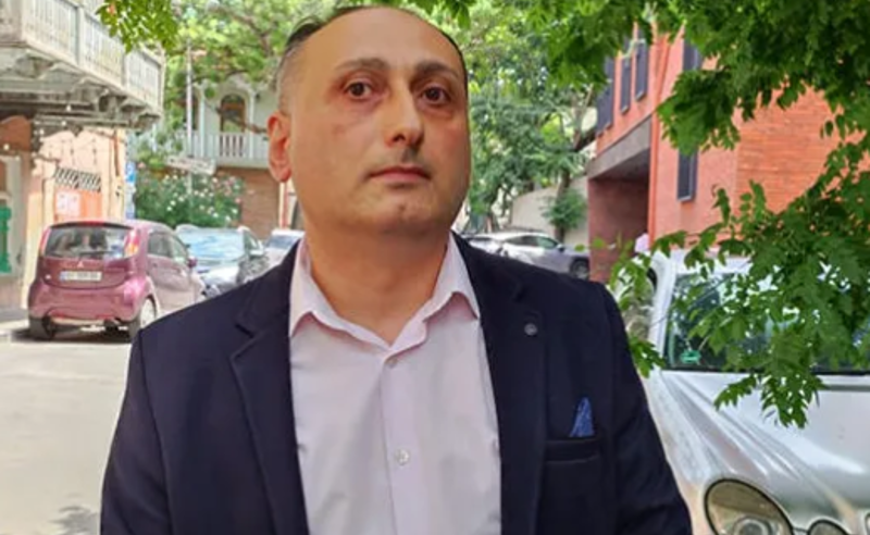 თავისუფლება მიშას - მედიკოსმა ვილი ფაჭკორიამ საქართველოს მესამე პრეზიდენტის მხარდასაჭერად შიმშილობა დაიწყო