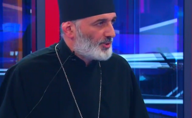 მამა ანდრია ამბობს, რომ სააკაშვილს რამე რომ მოუვიდეს, თავად იქნება პასუხისმგებელი 