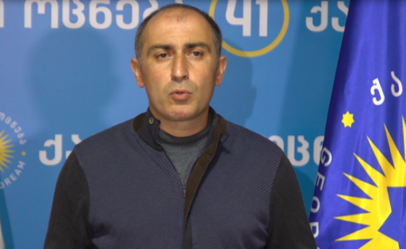 ზუგდიდის საკრებულო ,,ქართული ოცნების" დეპუტატმა დატოვა