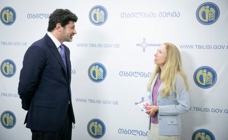იმედი მაქვს, კალაძე შემდგომში მოახერხებს ერიკა ოლსენთან შეხვედრას - კელი დეგნანი