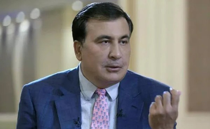 "საქართველოს ხელისუფლება მორიგ ჯერზე იჭრის თავს" - სააკაშვილი გენერლის დაკავებაზე 