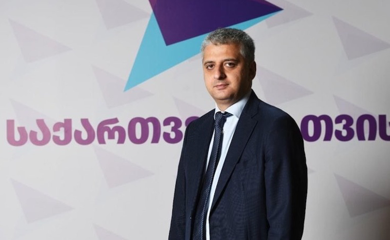 ლევან დოლიძემ თბილისის საკრებულო დატოვა