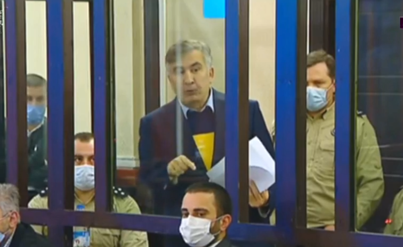 რამდენი ხანია არ მივლია ამხელა ესკორტით და ამდენი დაცვა  არ მყოლია - სააკაშვილი 