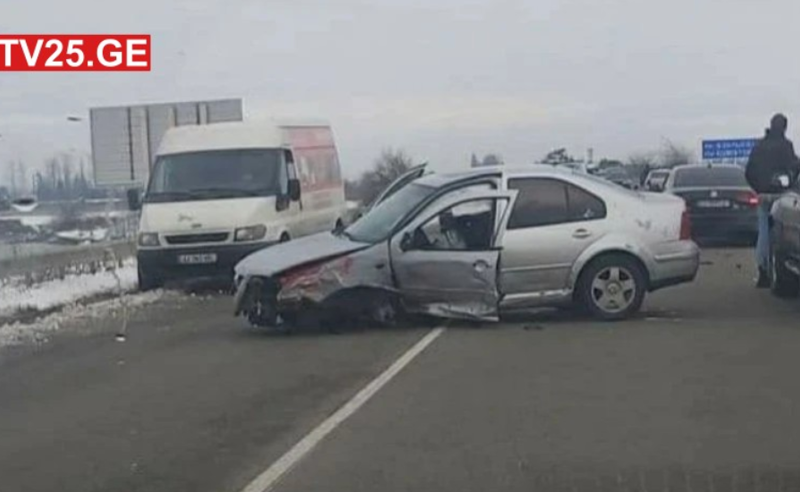 უმძიმესი ავარია ქუთაისი-სამტრედიის გზაზე - გარდაცვლილია 3 წლის ბავშვი