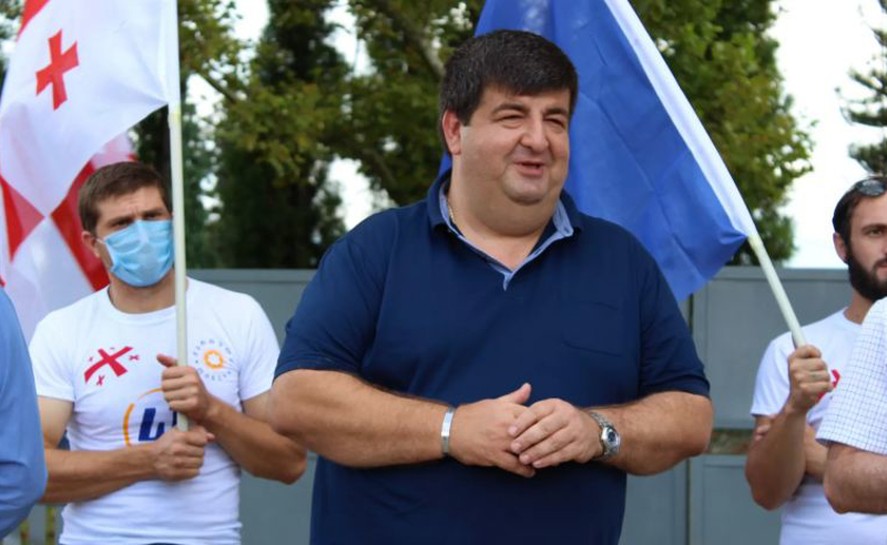 პრივილეგიები  "ოცნების" მაღალჩინოსნებისთვის - არჩილ ჩიგოგიძე სავარაუდო კორუფციულ სკანდალში ეხვევა