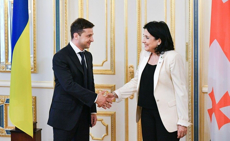 უკრაინისთვის და მთელი ევროპისთვის, პრეზიდენტი ზელენსკი სამაგალითო ლიდერია - სალომე ზურაბიშვილი