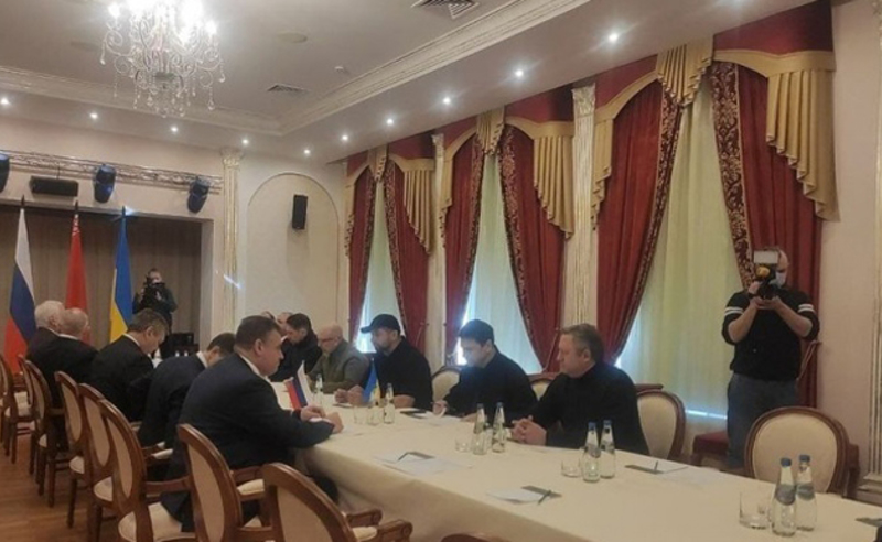 უკრაინასა და რუსეთის დელეგაციებს შორის მოლაპარაკებები დასრულდა