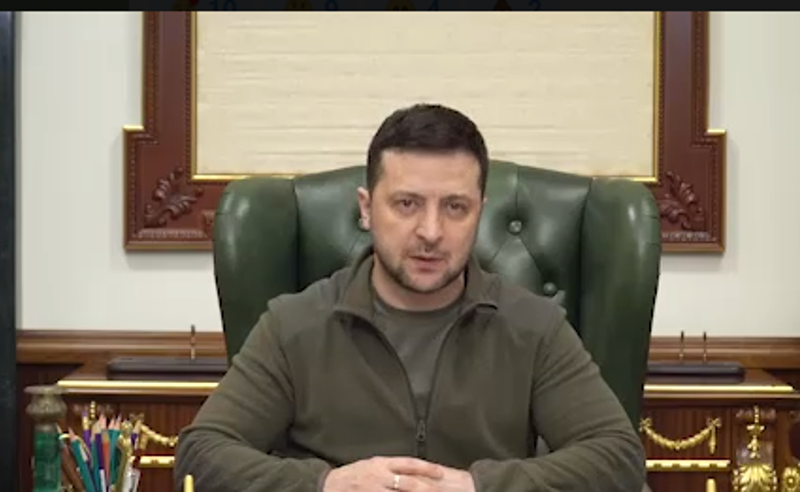 კიევში ვარ, ჩემი გუნდი ჩემთანაა, არ ვიმალები, არავისი მეშინია - ზელენსკი საზოგადოებას მიმართავს