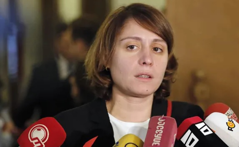 დავით ხიდაშელი რუსეთს სანქციების თავიდან არიდებაში ეხმარება - ხოშტარია სკანდალურ განცხადებას ავრცელებს