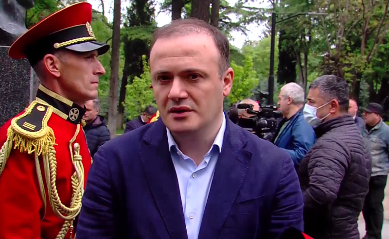 ნუ იქნებით მხარე, მოუწოდეთ სააკაშვილს, შეეშვას პროვოცირებას - ირაკლი ზარქუა სახალხო დამცვალს 