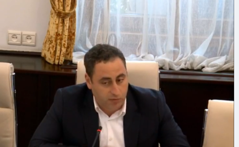 დაპირისპირება პარლამენტში- გიორგი ვაშაძეს პოლიტიკური განცხადების გაკეთების უფლება არ მისცეს