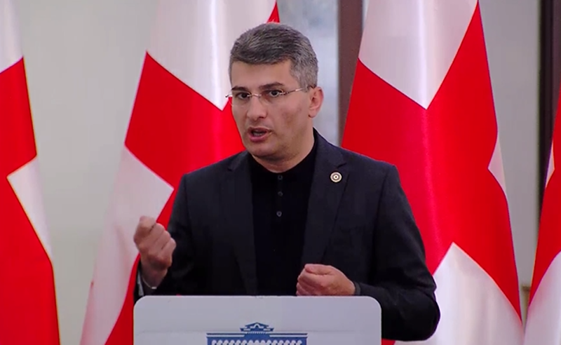 ხალხს არ სჭირდება ისეთი "ობიექტურობა", სადაც გვარამიასა და სააკაშვილისთვის  სანქციების მოხსნას და ივანიშვილისთვის  დაწესებას ითხოვენ - მდინარაძე