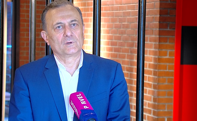 ივანიშვილი ნიჩაბზე დევს და ისტორიული სანაგვისკენ მიფრინავს - ნათელაშვილი ხუნდაძის განცხადებაზე