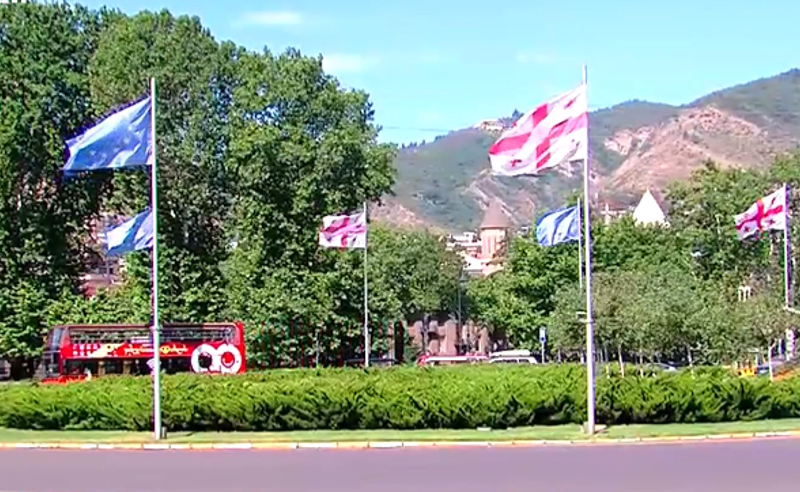პრეზიდენტის ალტერნატიული აქცია - ევროპის მოედანზე მოსამზადებელი სამუშაოები ამ დრომდე არ დაწყებულა