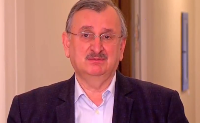 ღარიბაშვილი  ჩამოწერილი პოლიტიკური ფიგურაა - რომან გოცირიძე